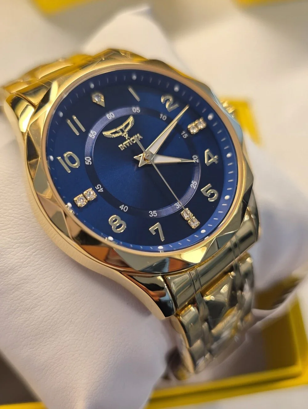 329.  Invicta Men's Specialty 41mm Model 69020